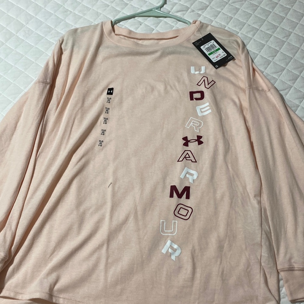 Girls under armour new shirt!